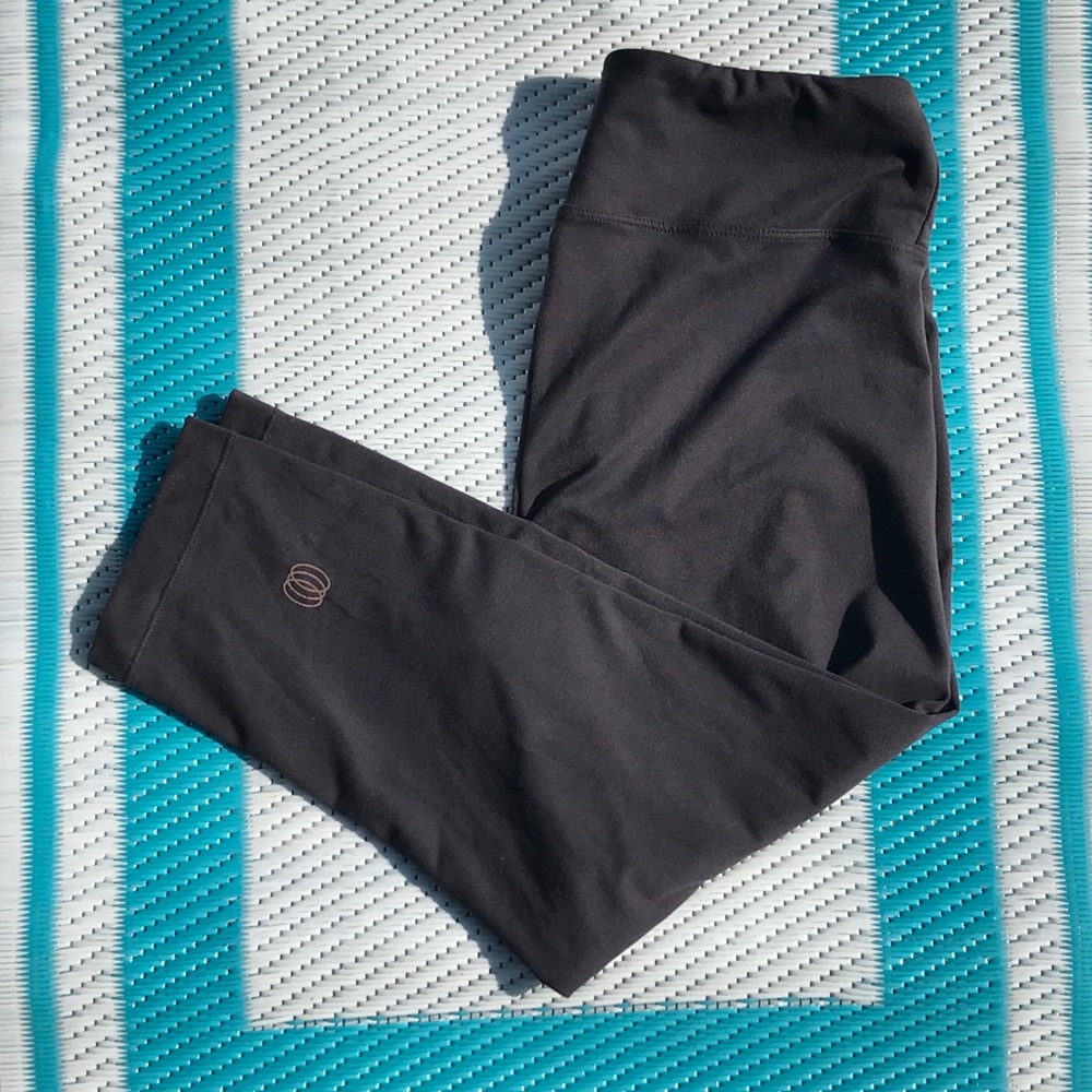 Balance Collection Gray Capri Yoga Pants Small